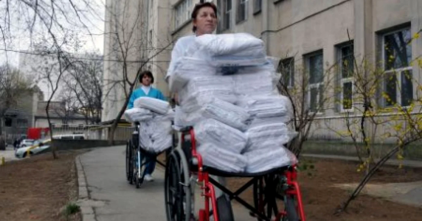 Oamenii s-au opus, anul trecut, închiderii spitalului din Sărmaşu. FOTO: Mediafax
