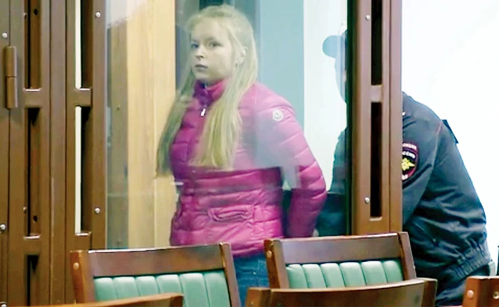 Cele două au crescut de mici într-un orfelinat din St Petersburg Foto: Profimedia