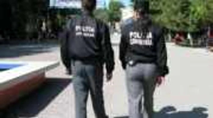 Poliţiştii locali au amendat cerşetori şi comercianţi