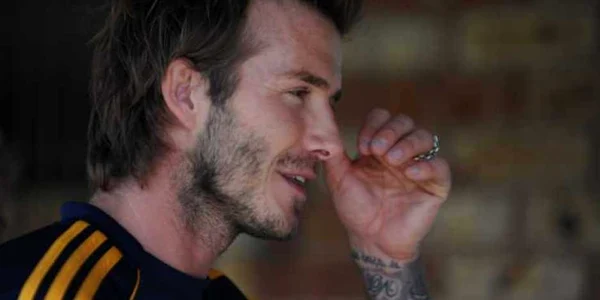 David Beckham ar putea reveni în fotbalul englez la 35 de ani