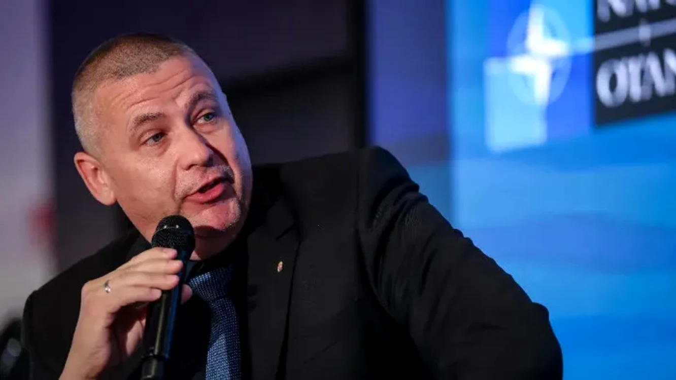  Romulusz Ruszin-Szendi, ministrul maghiar al Apărării/FOTO:X