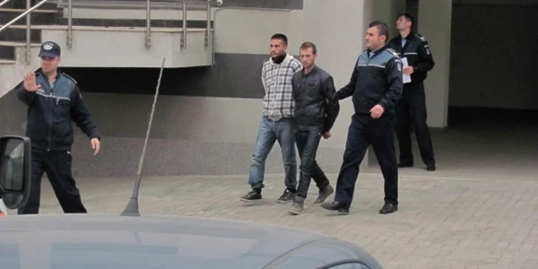 Criminalii au primit mandate de arestare preventivă FOTO