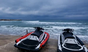 Furtuni și apă rece pe litoralul românesc/sursă foto: social media