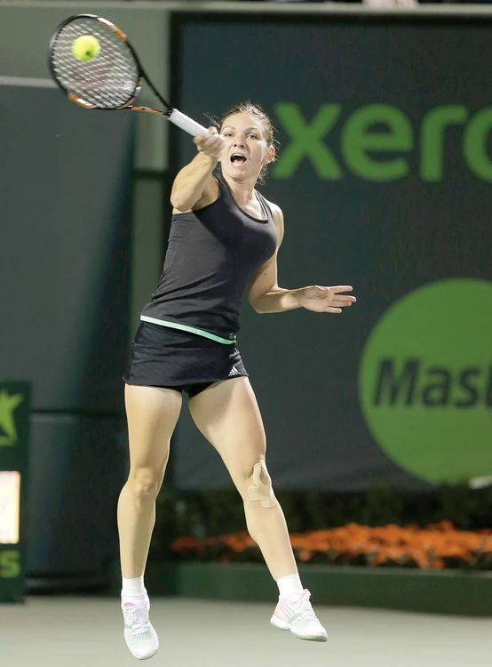 
    Simona Halep  va lipsi din echipa de Fed Cup a României  în barajul pentru Grupa Mondială 1Foto: AP  