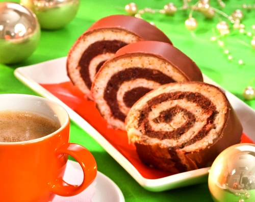 rulada cu nuca si cacao jpeg