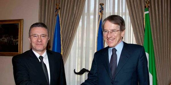 Ministrul de Externe, Cristian Diaconescu, şi omologul său italian, Giulio Trezi