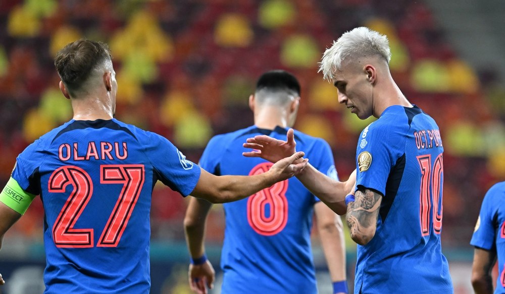 Dictatura Becali: câte greșeli are voie să comită un fotbalist de la FCSB, înainte să fie schimbat de patron