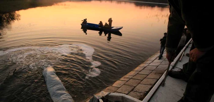Lacul lui Cornu a fost populat cu primul lot de peşte