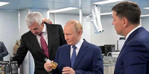 Putin în Magadan, Rusia webp