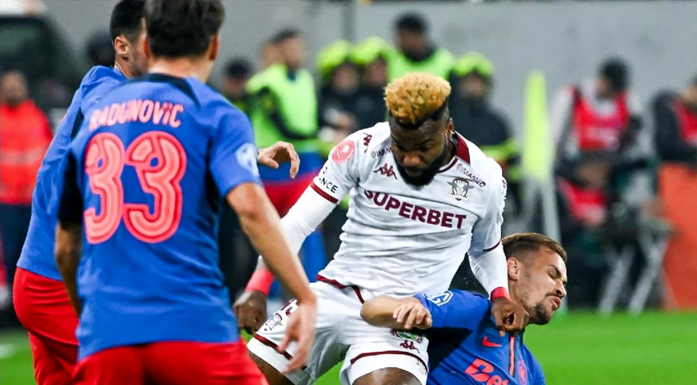 FCSB și Rapid s-au luptat din greu în derbyul Superligii. Foto Facebook 