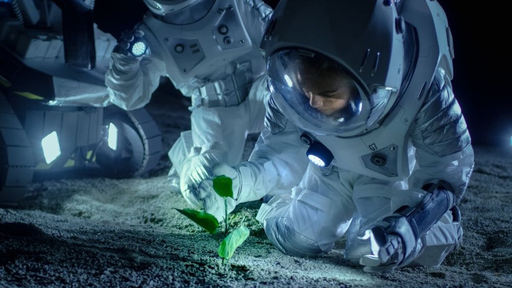 Elon Musk şi Volodymyr Usov prevăd un viitor SF: putem coloniza Marte cu „astronauți modificați genetic”