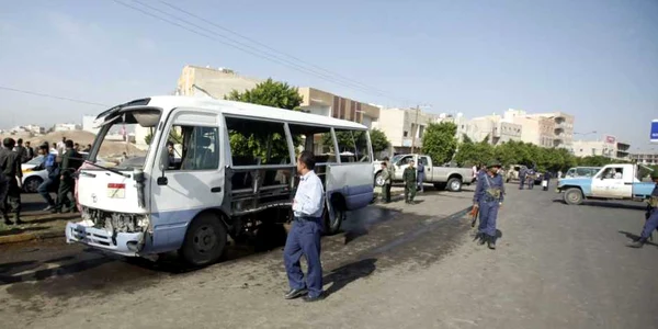 Atentat terorist asupr militarilor yemeniti in Sanaa