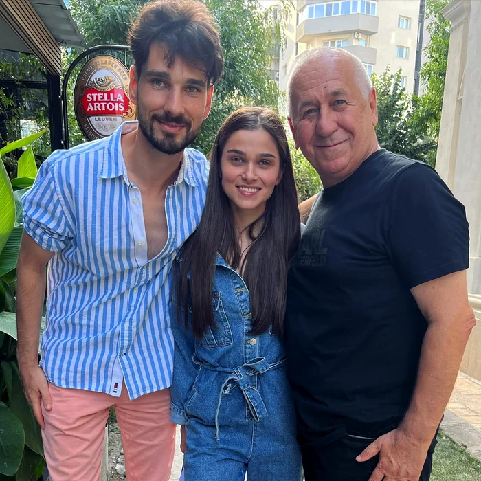 Cu Anghel Damian și Theo Rose, și ei parte din familia lui de suflet. FOTO: Instagram