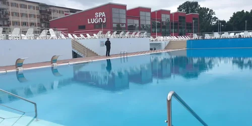 5ce6c08a445219c57ef6a70b jpg