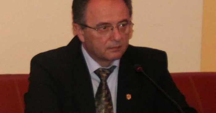 Octavian Țunea