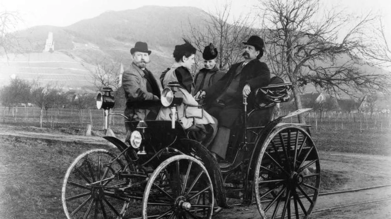Cel care a inventat Motorwagen a avut și primul carnet de conducere, acum 132 de aniFOTO: historia.ro