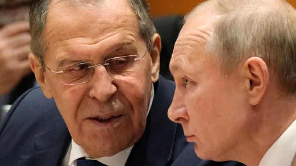 Lavrov, neimpresionat de ameninţarea Occidentului cu sancţiuni după recunoaşterea regiunilor ucrainene separatiste jpeg