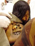 Mumia „Fecioarei din Llullaillaco” (© Flickr / Pedro Groover)