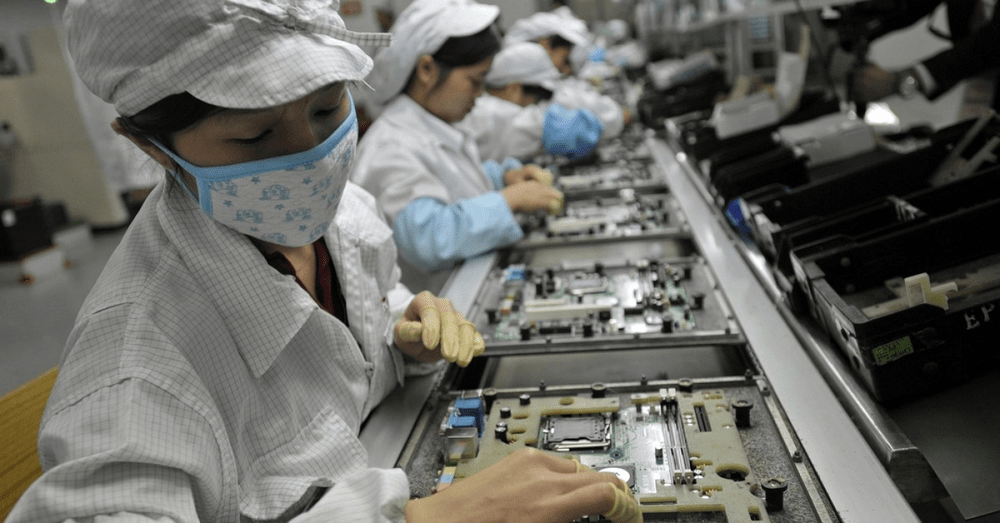 Producătorul telefoanelor iPhone va oferi mai multe bonusuri angajaților chinezi 