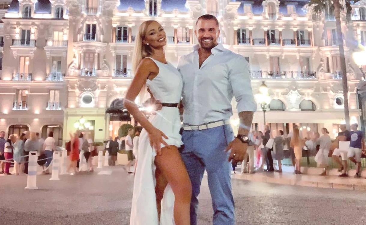Bianca Drăguşanu şi Alex Bodi s–au căsătorit pe 1 august