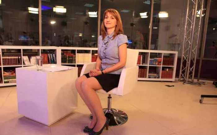 Învăţătoarea Mihaela Bonca, la Adevărul Live FOTO: Adevărul/Roberto Sălcean