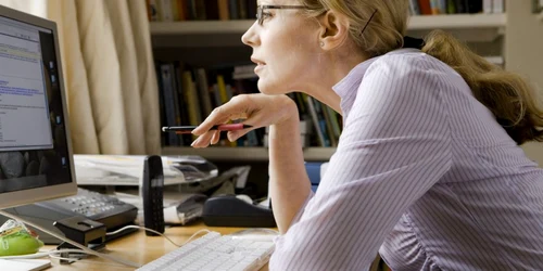 Încrederea acordată partenerilor găsiţi pe internet poate provoca situaţii tragice