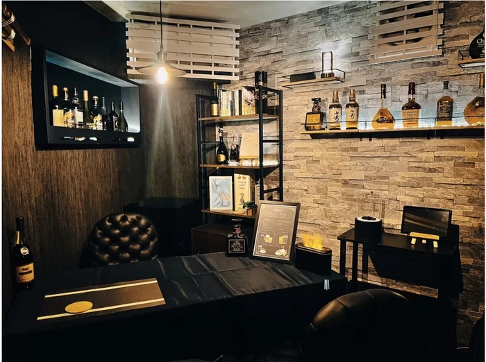 Imagine din interiorul barului / foto: X