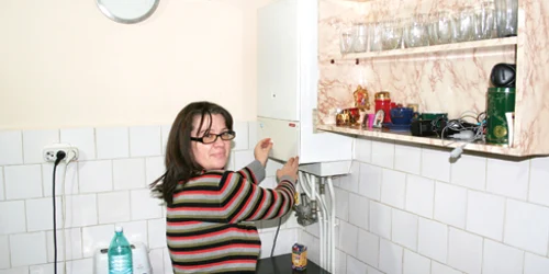 Cei care au centrale nici nu vor să audă că trebuie să plătească bani societăţii de termoficare