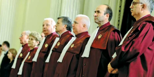 Magistraţii au respins patru din cele şase sesizări ale Opoziţiei  