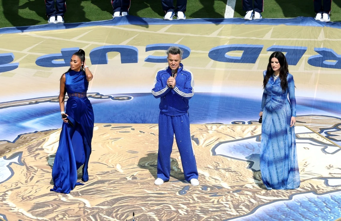 Robbie Williams, Laura Pausini şi Nicole Scherzinger au cântat înaintea finalei (Foto: EPAImages)