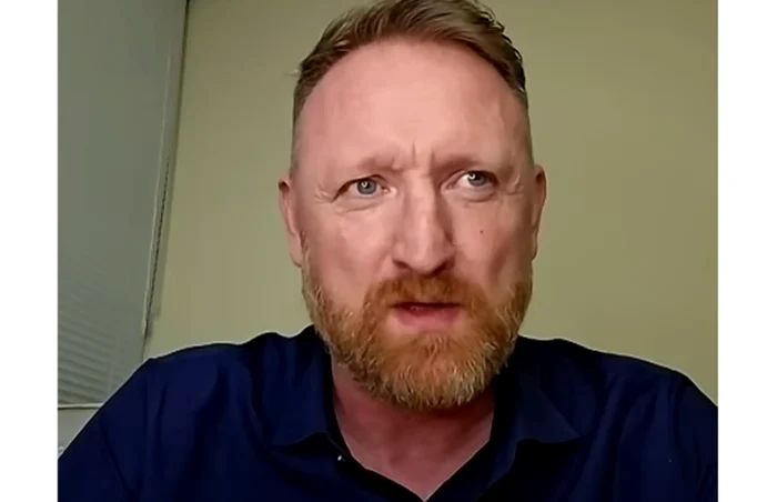 Chay Bowes. FOTO Captură video YouTube George Galloway