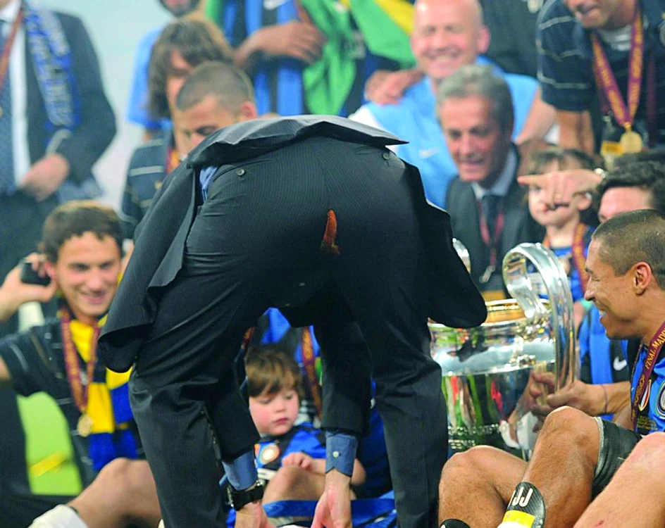 
    Mourinho a ajuns  de râsul lumii după cel mai important  succes din acest an  