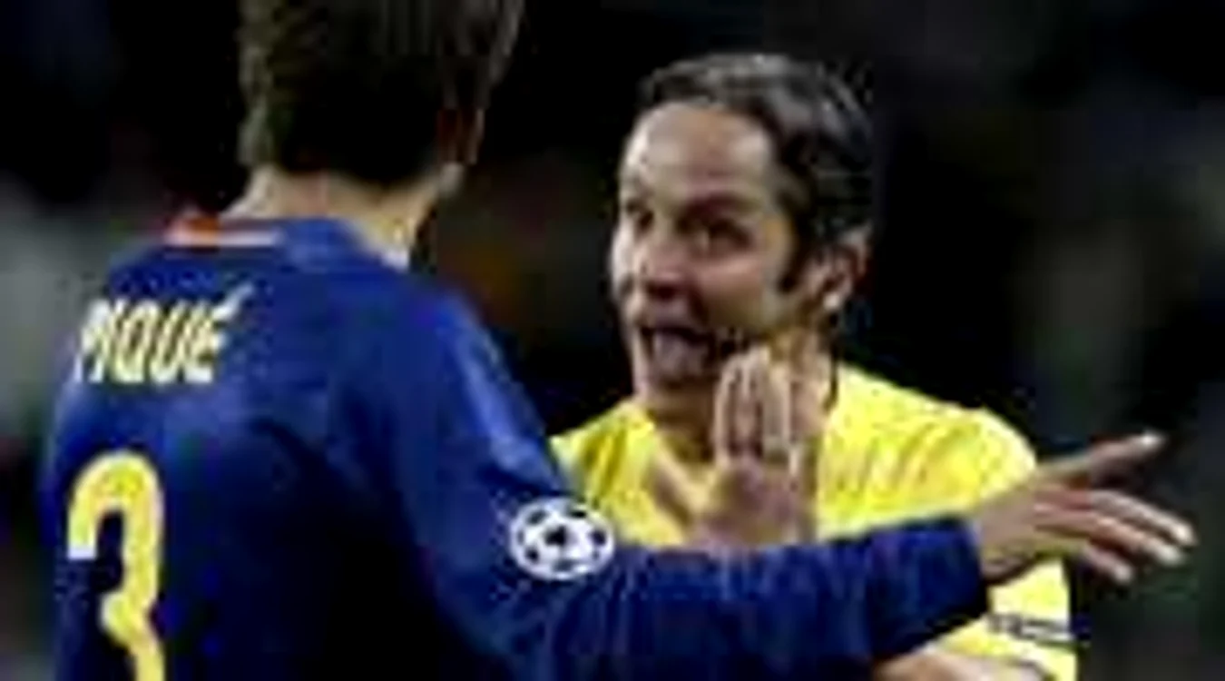 FOTBAL: Trefoloni arbitrează FC Sevilla - Unirea Urziceni