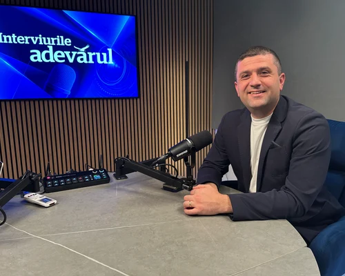 Radu Miruta razand FOTO Adevarul