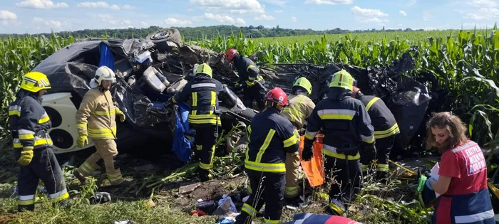 14 oameni au murit într-un accident în Ucraina FOTO @phinic037972599 / X