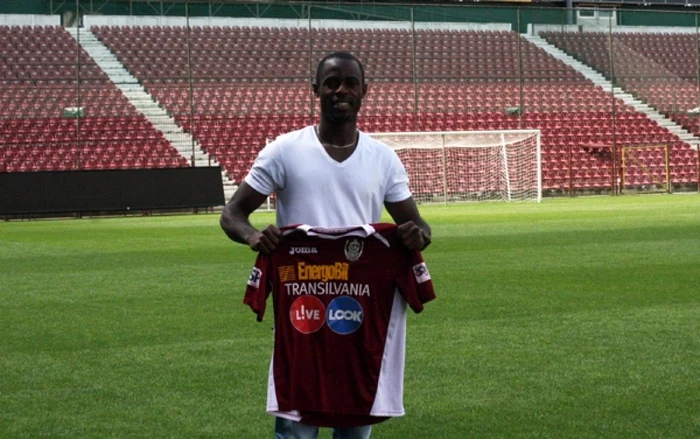 Derick Ogbu, prezentat de CFR Cluj FOTO monitorulcj.ro