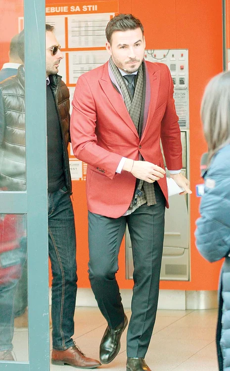 
    Adrian Cristea va primi  în curând  o mică avere  