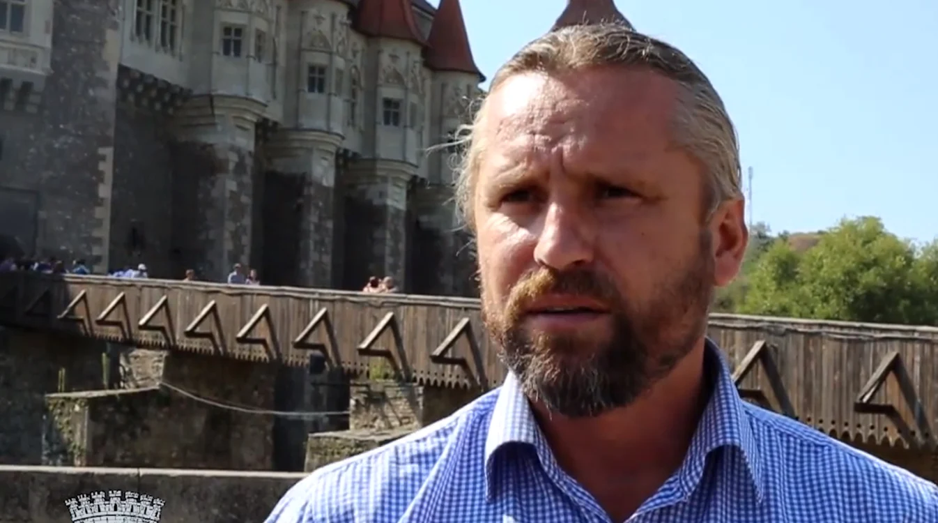 Arheologul Sorin Tincu,  entuziasmat de fresca  neafectată de trecerea timpului 