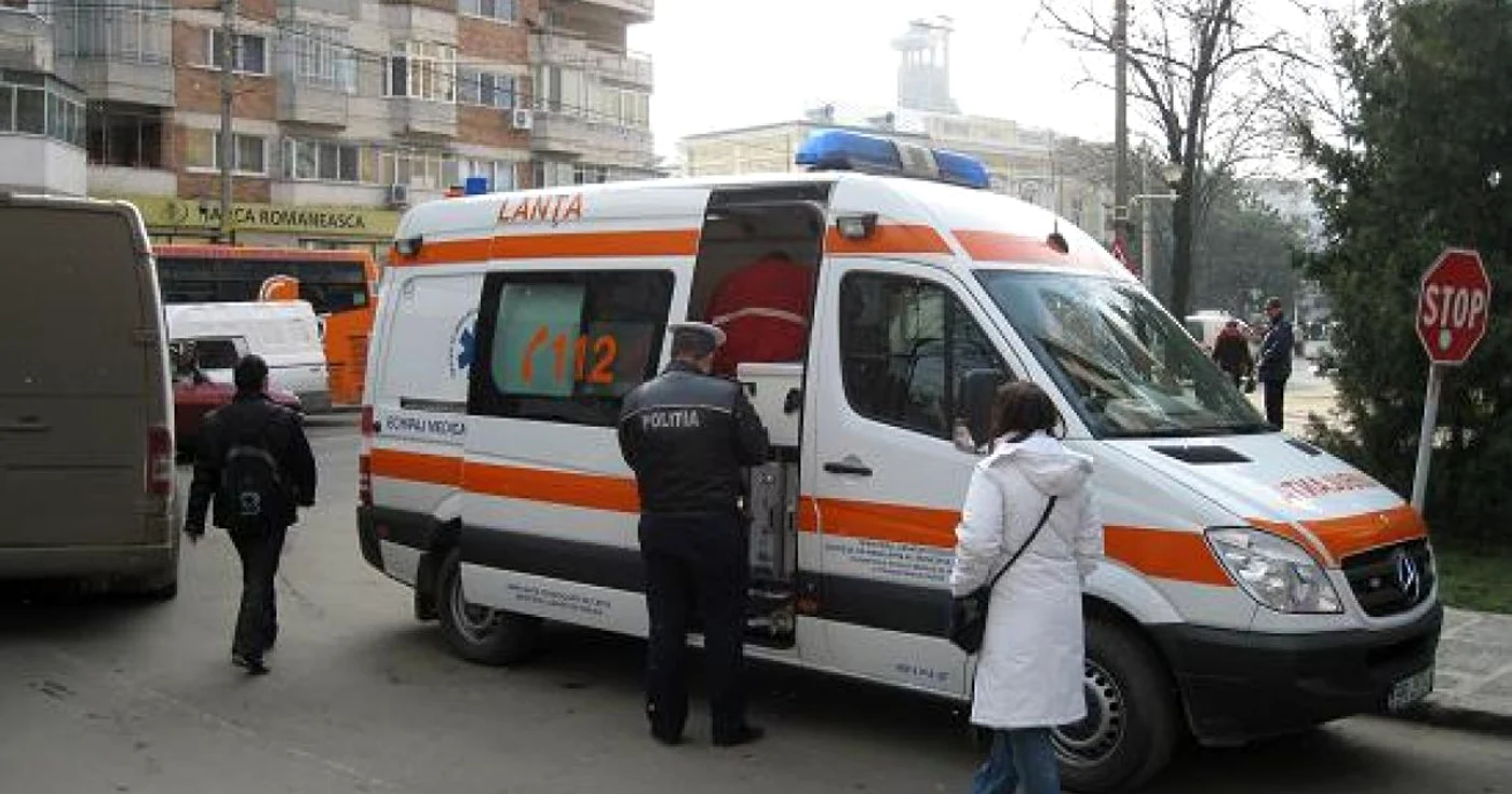 Pasagerul din mașină nu a necesitat internarea