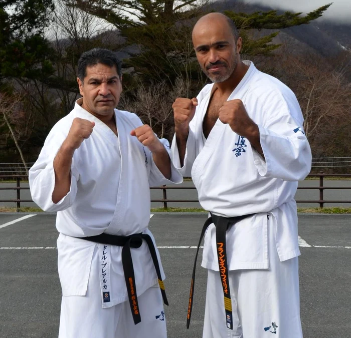 Filho se numără printre cei 19 oameni din lume care au reuşit să treacă testul celor 100 de centuri negre