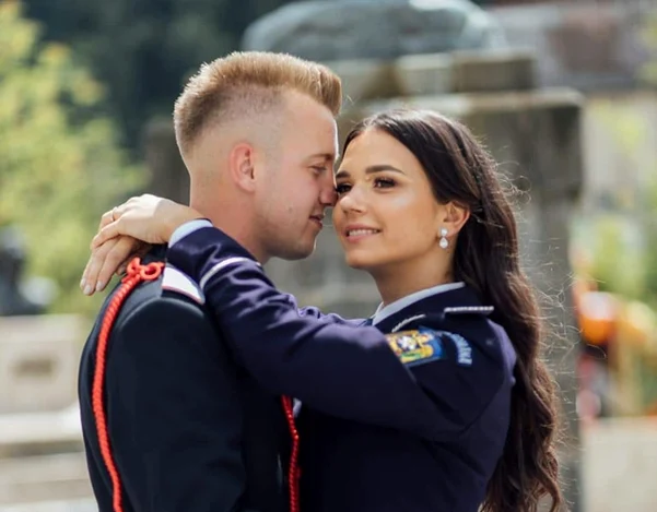 Ștefan și Catinca, la ceremonia de căsătorie     FOTO: IGSU 