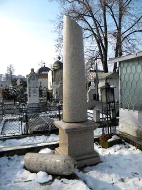 monument funerar ploiesti foto dana mihai