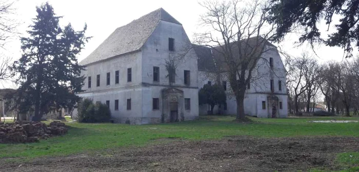 Castelul de la Banloc în 2018 FOTO Ş.Both