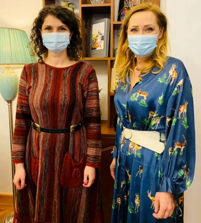 ioana marcu si elena lasconi