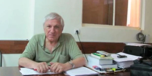 Doctorul Doru Dobrescu spune că s-a retras din conducerea Colegiului Medicilor Dolj.