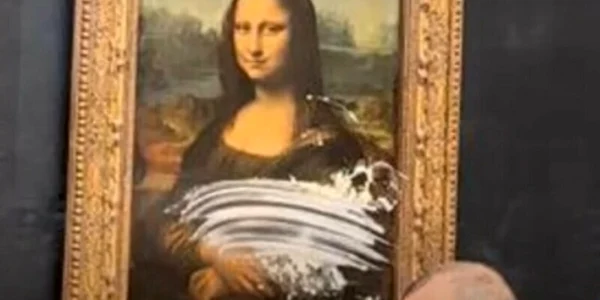 tablou mona lisa murdarit cu o prajitura 