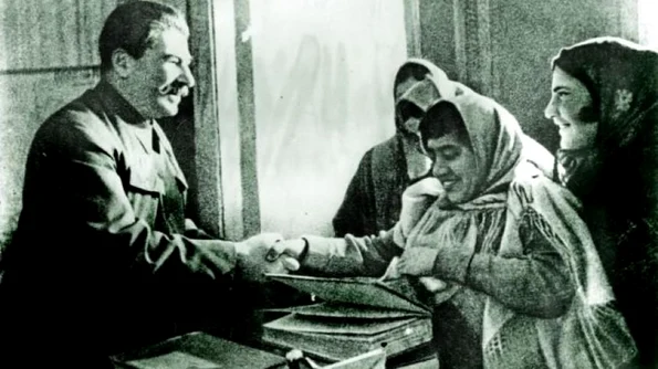 70 de ani de la exodul armenilor Vartan Arachelian: „Familia mea avea un cod de comunicare Dacă vor trimite fotografii stând în picioare, e suportabil“ jpeg