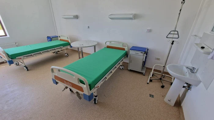 Un salon al noului spital FOTO CJA
