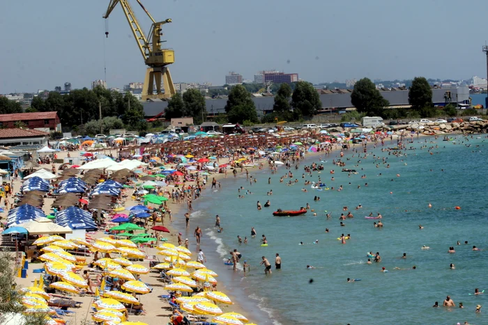 
    Administratorii plajelor trebuie să descurajeze aglomerația și să limiteze numărul turiștilorfoto: BLITZ  