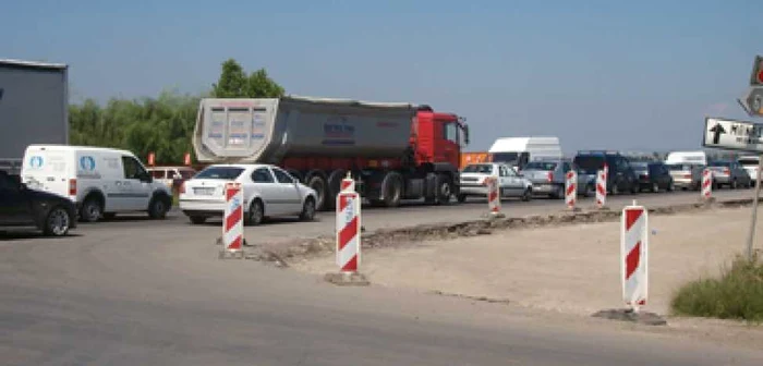 Ploieşti: Restricţii de circulaţie pe podul de lemn